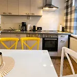 Gemütliches Am Muskauer Park Sauna Zubuchbar Hunde Willkommen Ruhige Lage Apartment *