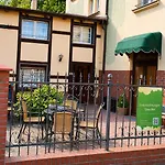 Gemütliches Am Muskauer Park Sauna Zubuchbar Hunde Willkommen Ruhige Lage Apartment *