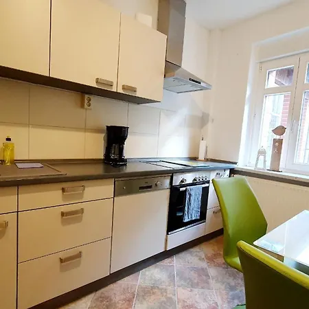 Apartment Gruener Fuerst Mit Sitzecke Im Innenhof & Naehe Park & Erdgeschoss Bad Muskau