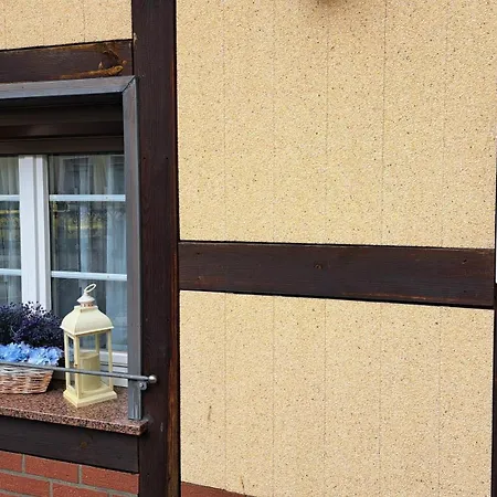 Kleine Huebsche Unterkunft, Sauna Im Haus, Hunde Willkommen, Nahe Park, Waldeisenbahn, Hermansbad, Unesco Geopark, Naehe Polnischer Markt, Lage Fuer Ausflugsziele Zum Wandern Oder Radfahren Appartement Bad Muskau