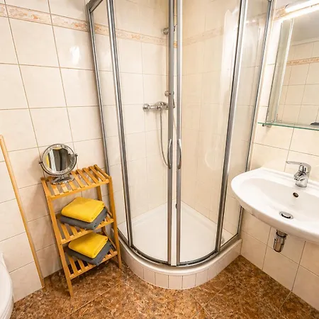 Gemuetliches Am Bad Muskauer Park Sauna Zu Buchbar Hunde Willkommen Ruhige Lage Lägenhet Bad Muskau